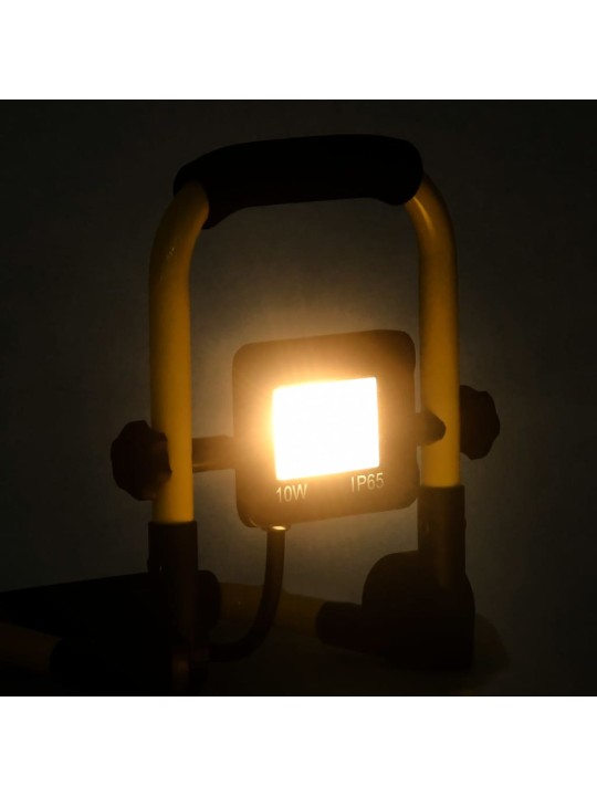 LED reflektor s rukojetí 10 W