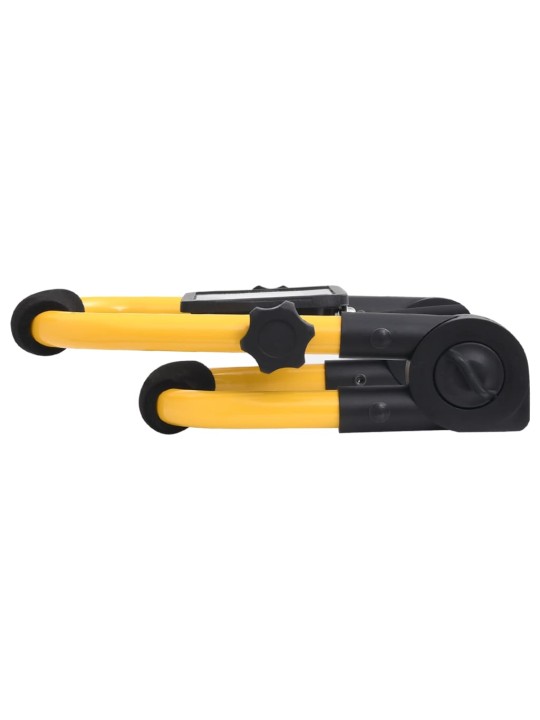 LED reflektor s rukojetí 10 W