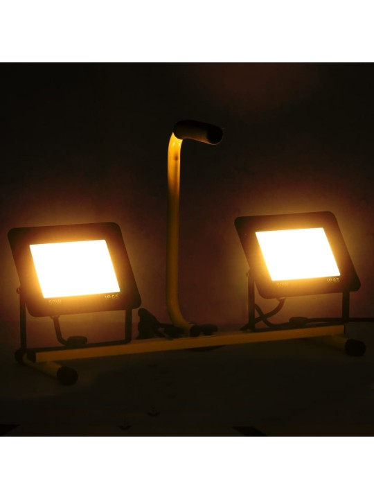 LED reflektor s rukojetí 2 x 50 W teplé bílé světlo