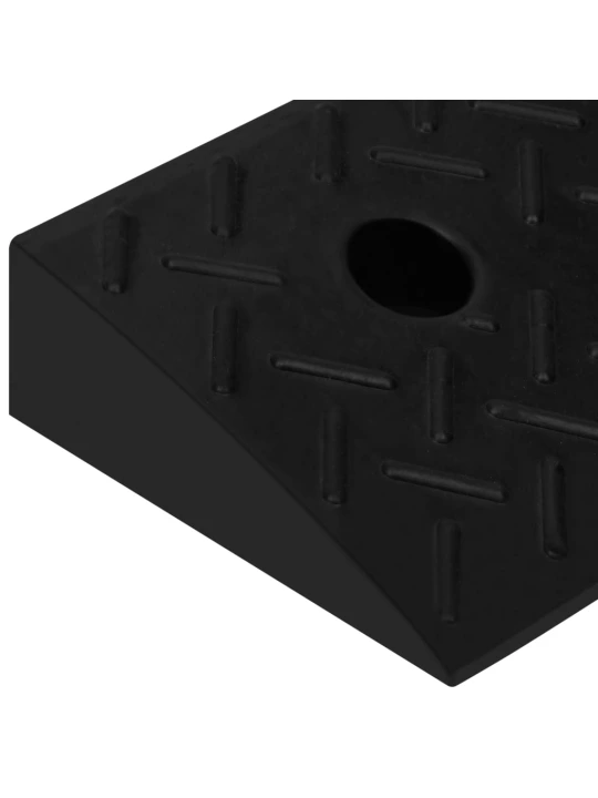 Nájezdové rampy na obrubník 2 ks 50 x 17,5 x 5 cm pryž