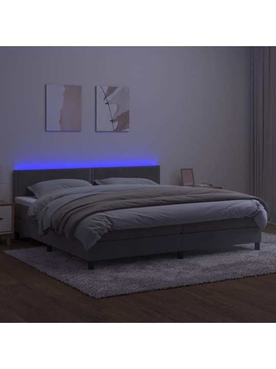 Box spring postel s matrací a LED světle šedá 200x200 cm samet