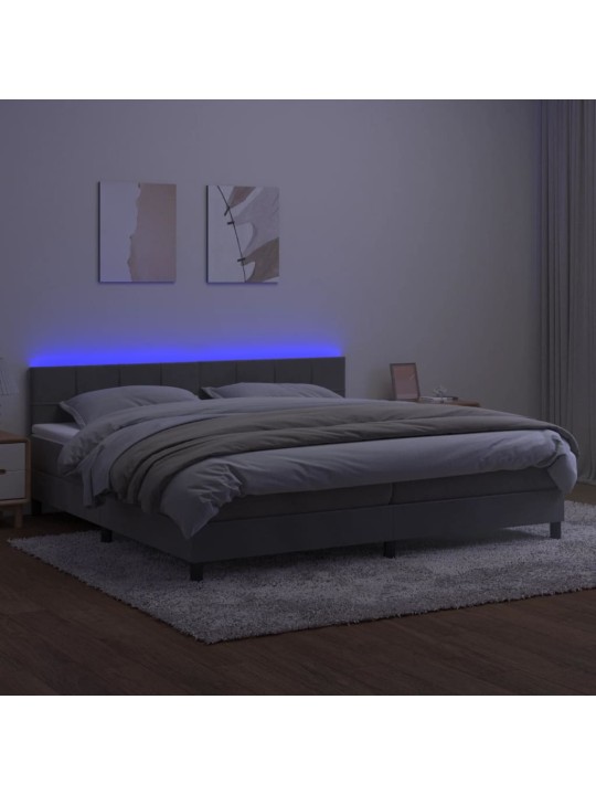Box spring postel s matrací a LED světle šedá 200x200 cm samet