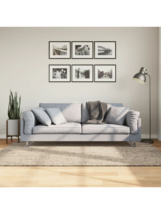 Koberec HUARTE vysokým vlasem lesklý vzhled béžový 140x200 cm
