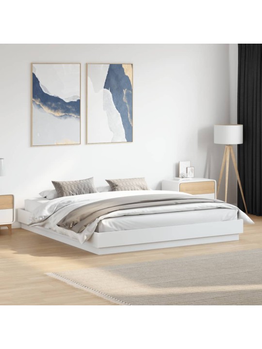 Rám postele s LED osvětlením bílý 200 x 200 cm