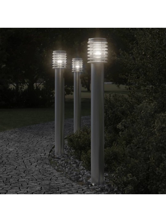Venkovní stojací lampy se zásuvkou 3 ks stříbrné 110 cm ocel