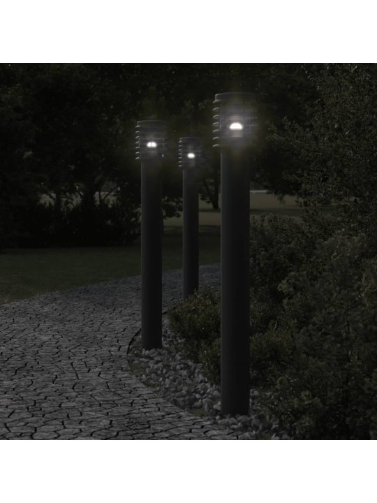 Venkovní stojací lampy se zásuvkou 3 ks černé 110 cm ocel