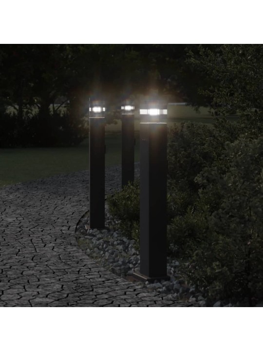 Venkovní stojací lampa se zásuvkou černá 80 cm hliník